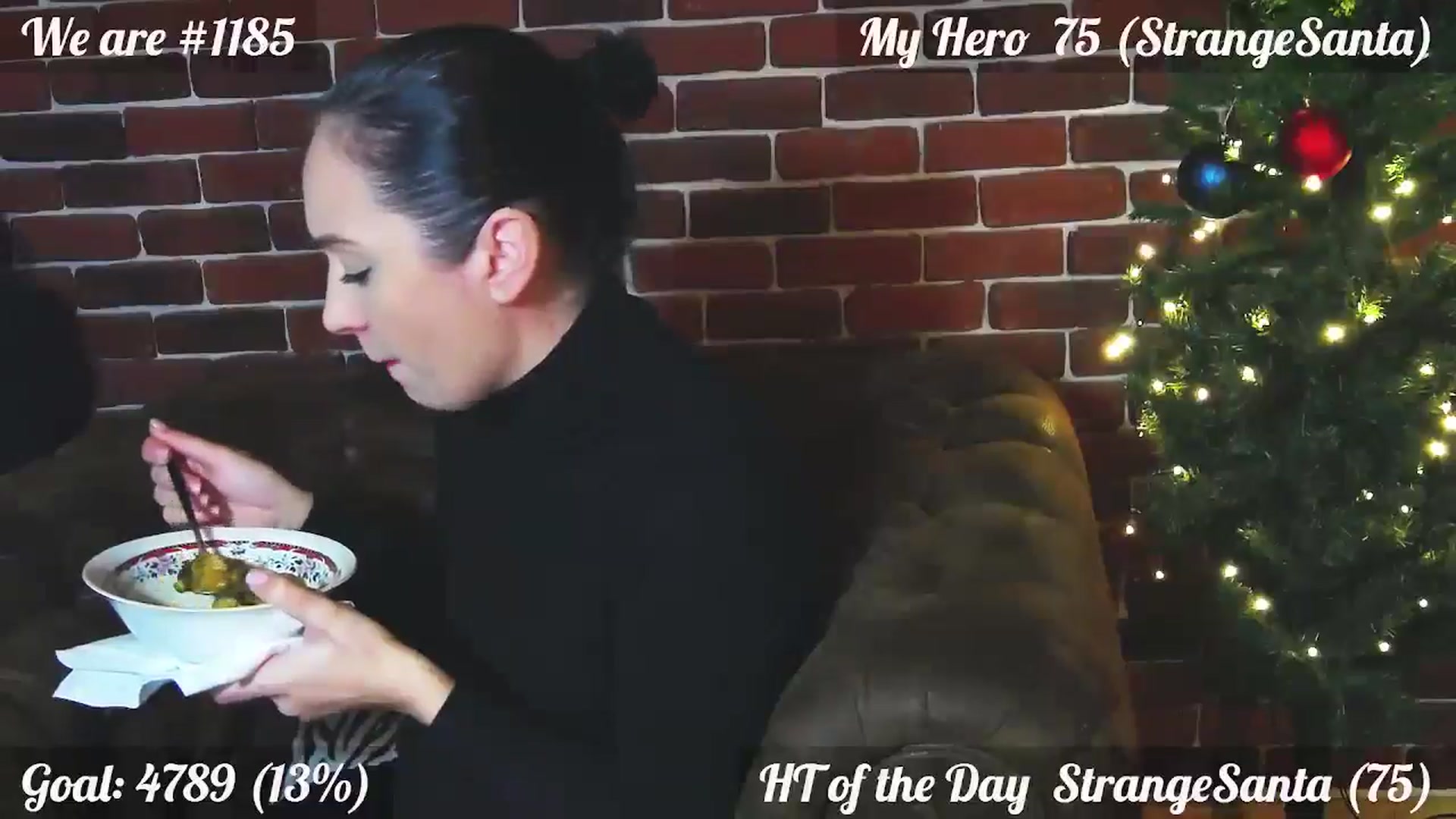 Gallery image thumbnail from QuinnieSmile's myfreecams stream on, 12/19/2024, 13:26 image 17 of 20