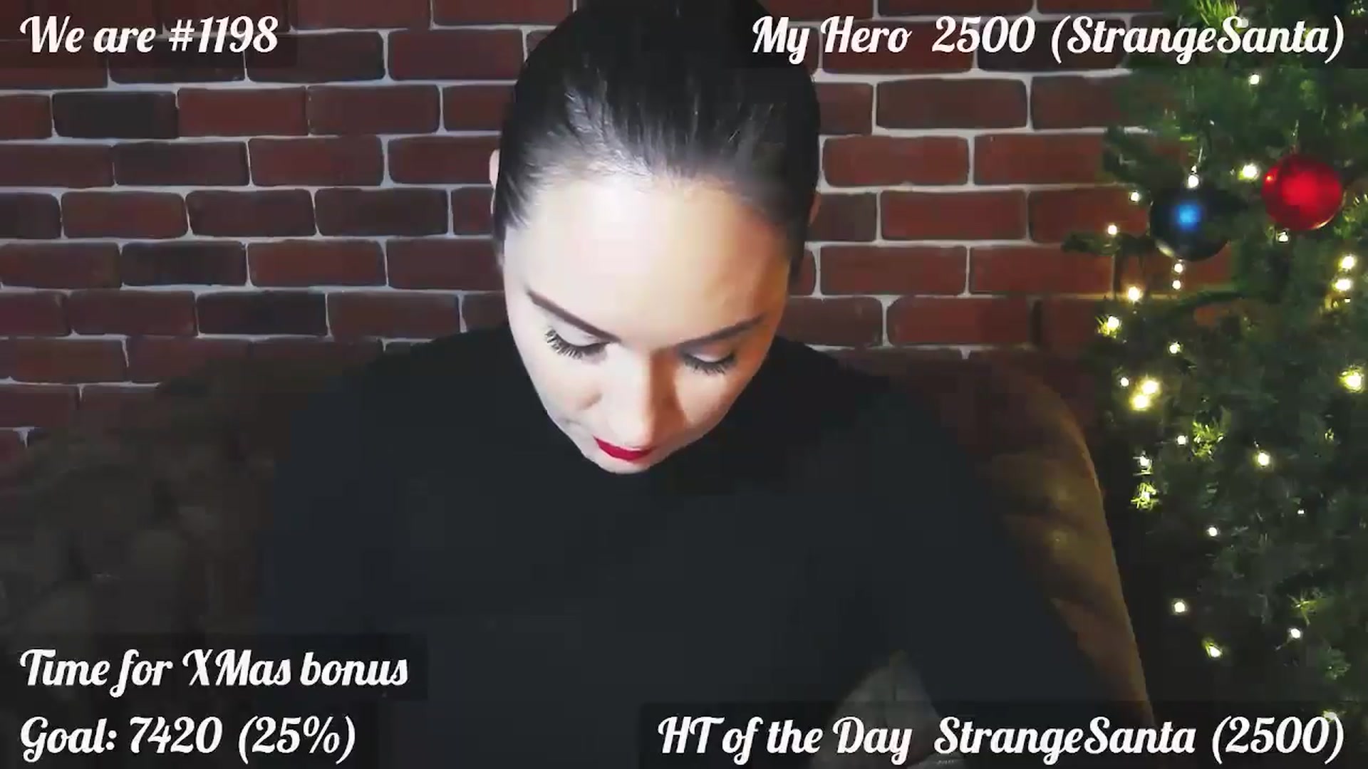 Gallery image thumbnail from QuinnieSmile's myfreecams stream on, 12/20/2024, 13:01 image 16 of 20
