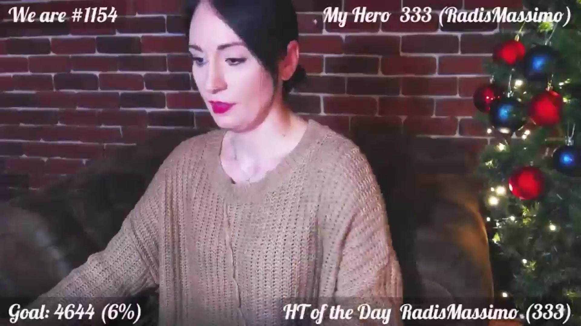 Gallery image thumbnail from QuinnieSmile's myfreecams stream on, 12/23/2024, 14:02 image 15 of 20
