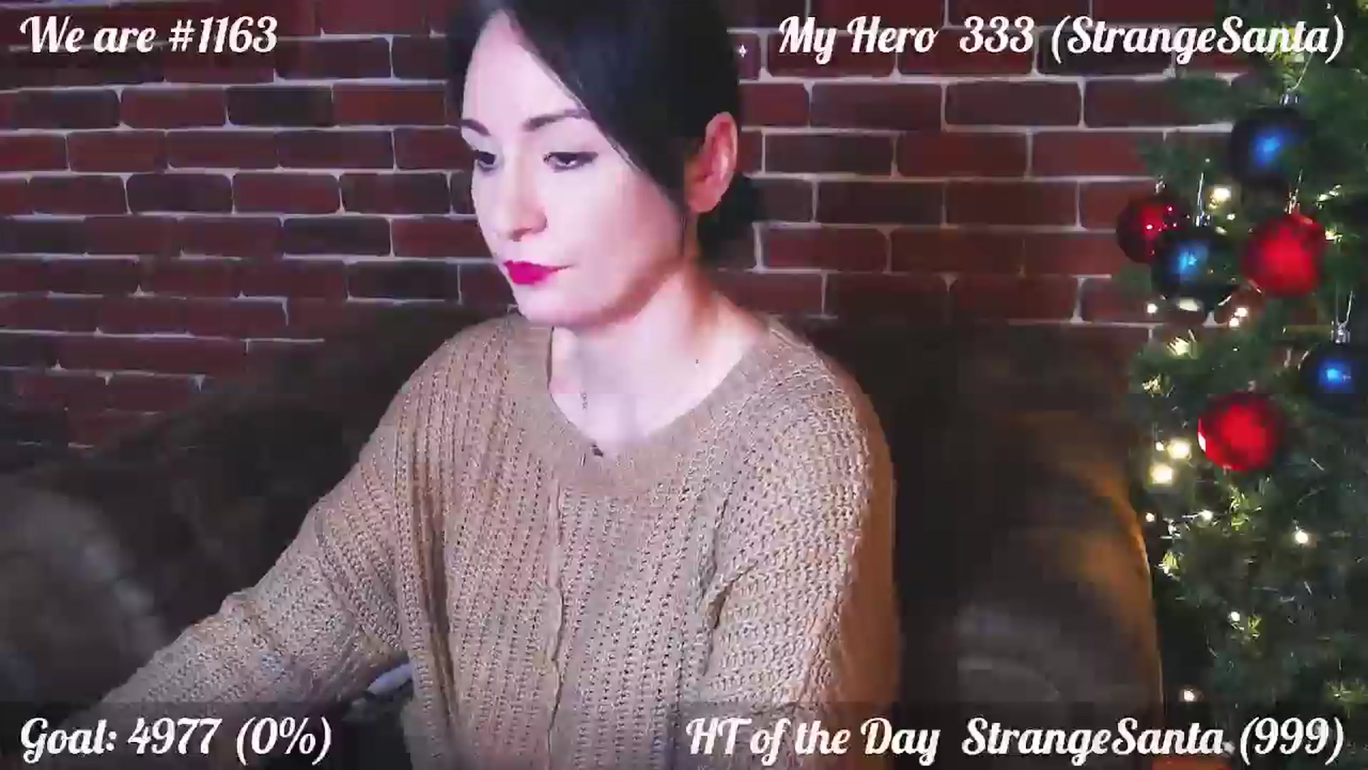 Gallery image thumbnail from QuinnieSmile's myfreecams stream on, 12/23/2024, 14:02 image 5 of 20