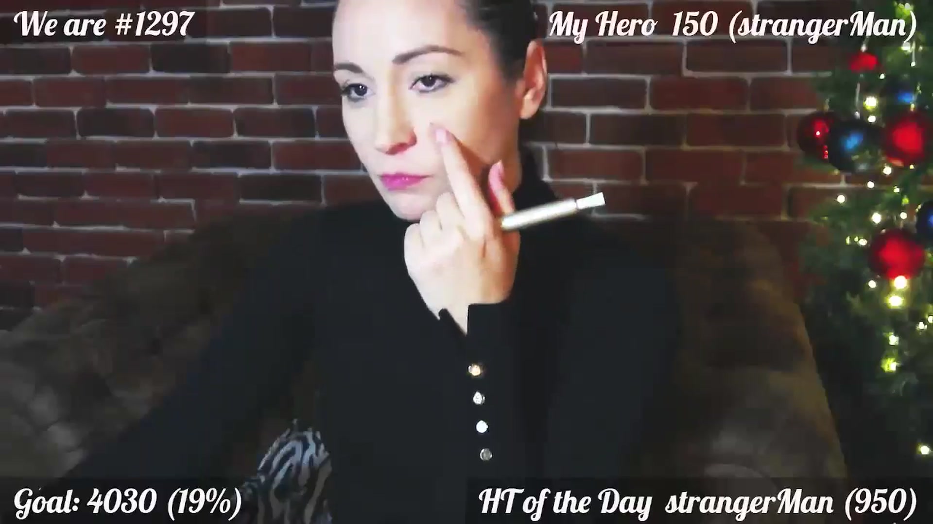 Gallery image thumbnail from QuinnieSmile's myfreecams stream on, 12/27/2024, 12:59 image 13 of 20