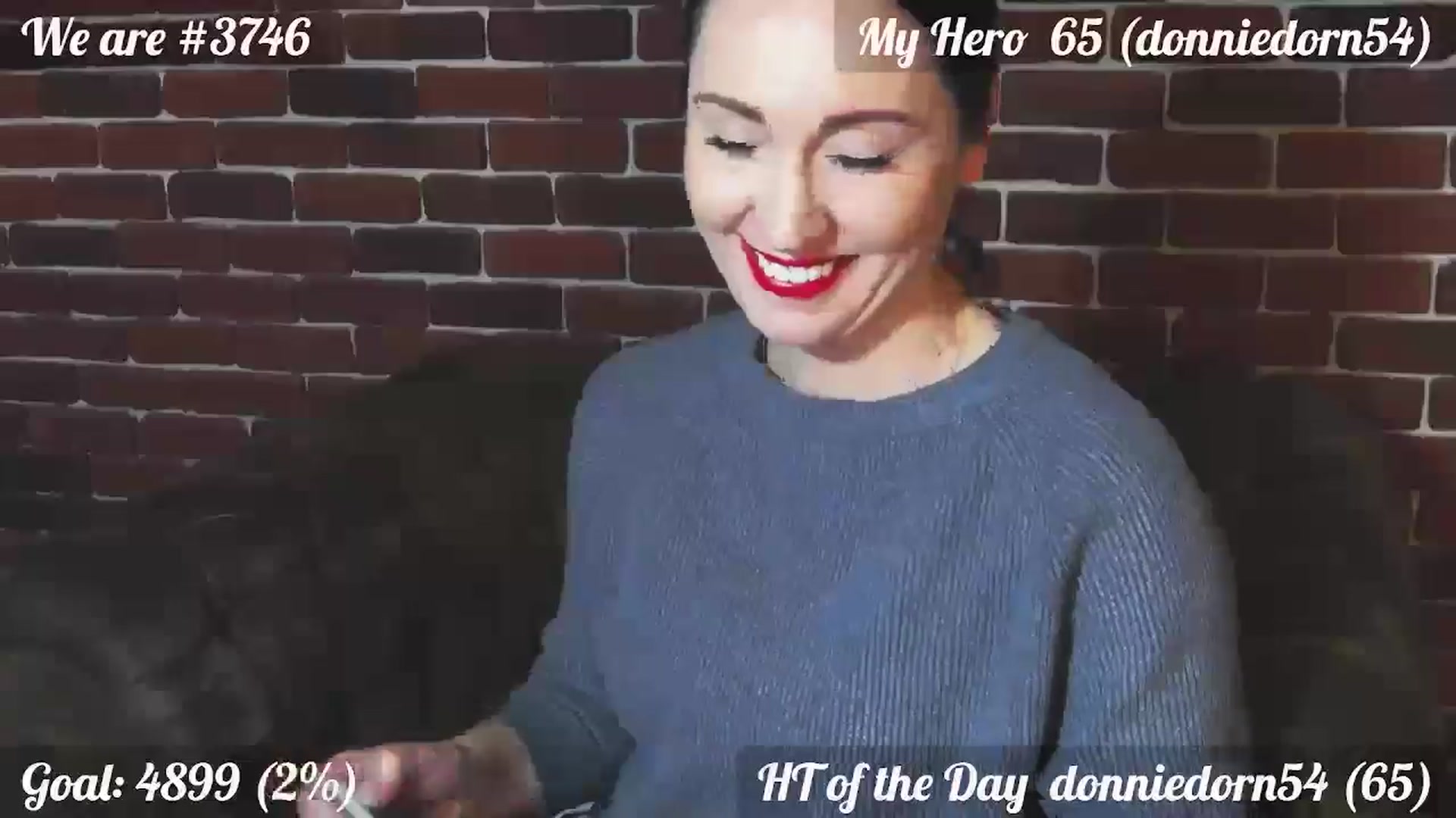Gallery image thumbnail from QuinnieSmile's myfreecams stream on, 01/03/2025, 13:06 image 3 of 20