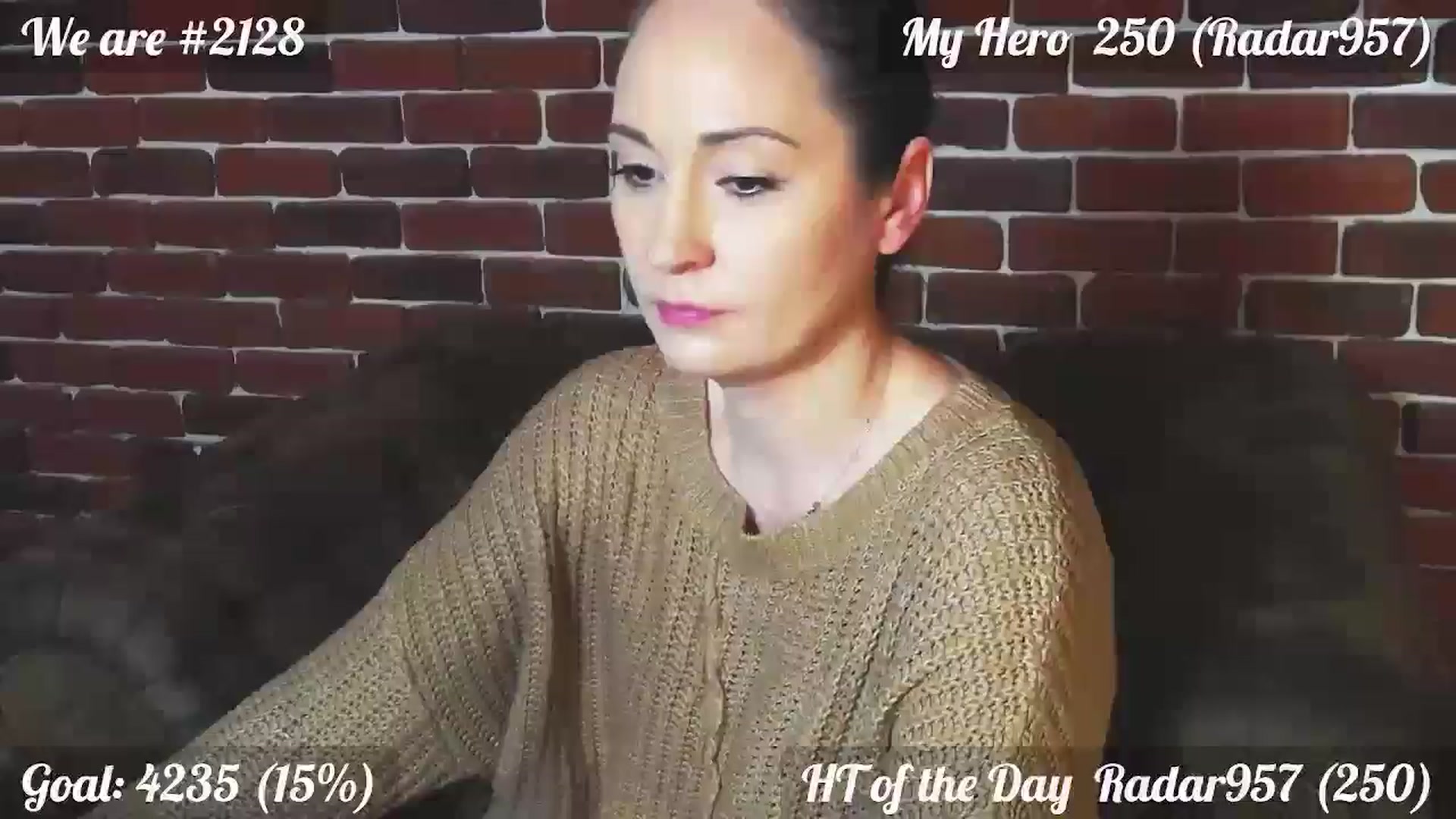 Gallery image thumbnail from QuinnieSmile's myfreecams stream on, 03/05/2025, 11:38 image 10 of 20