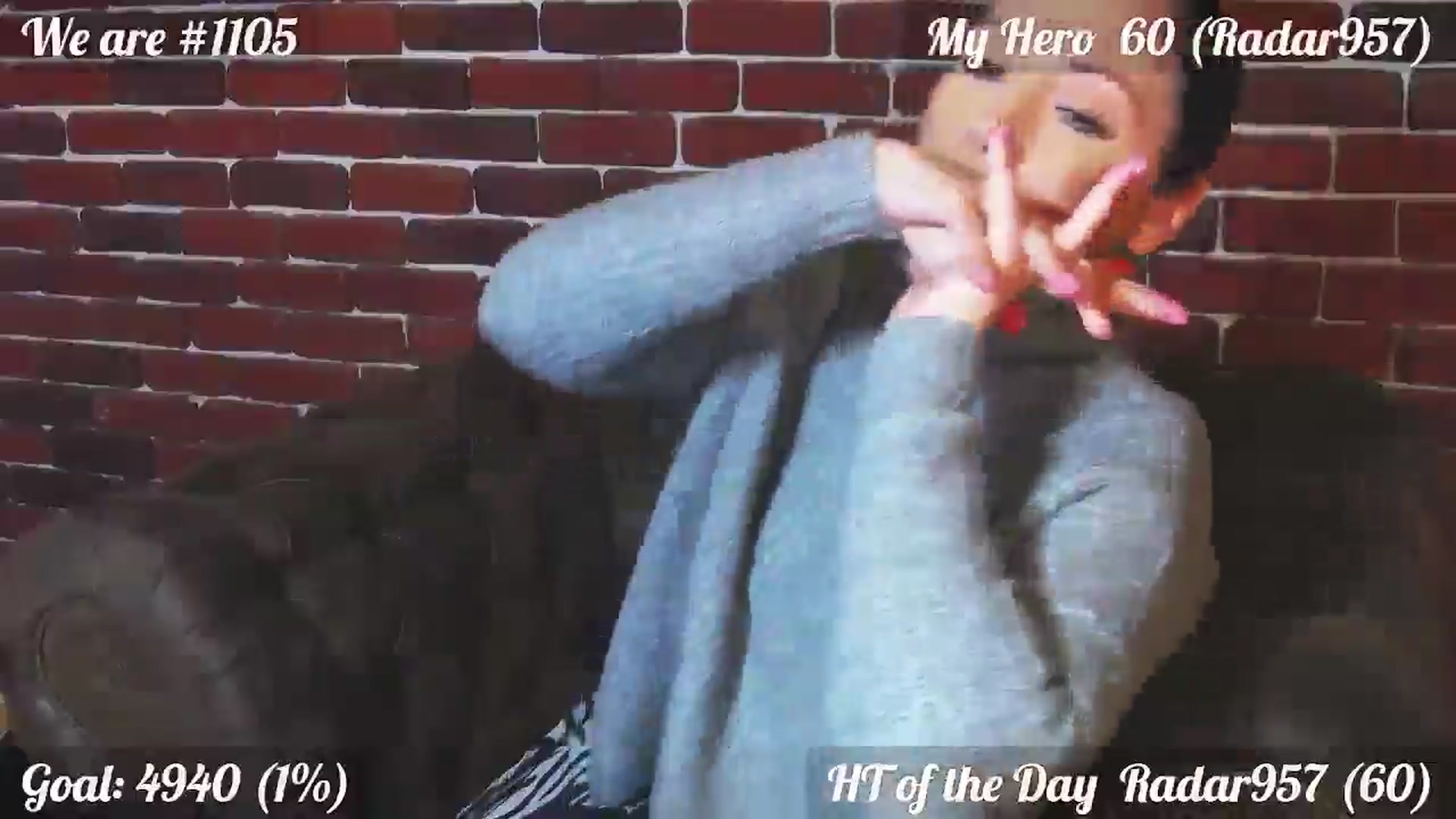 Gallery image thumbnail from QuinnieSmile's myfreecams stream on, 03/19/2025, 08:36 image 10 of 20