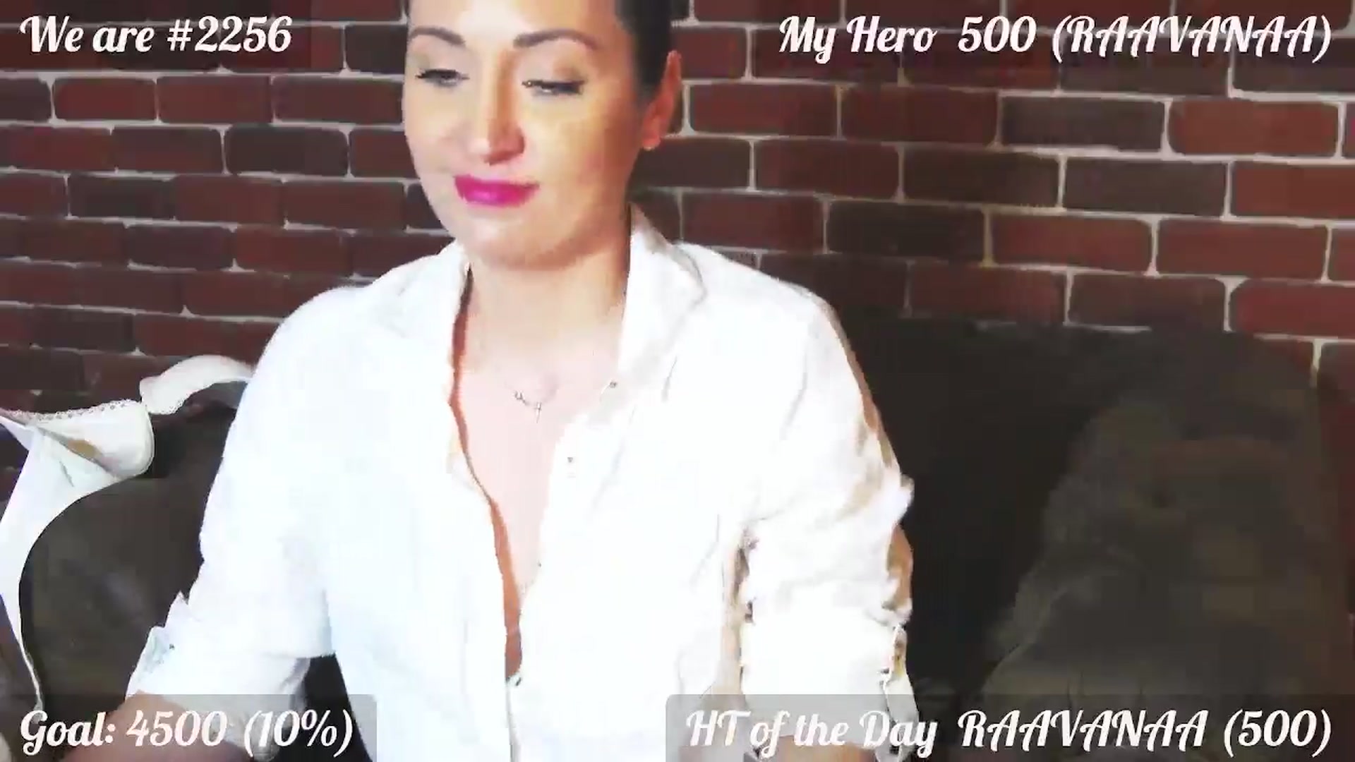 Gallery image thumbnail from QuinnieSmile's myfreecams stream on, 04/30/2025, 11:56 image 10 of 20