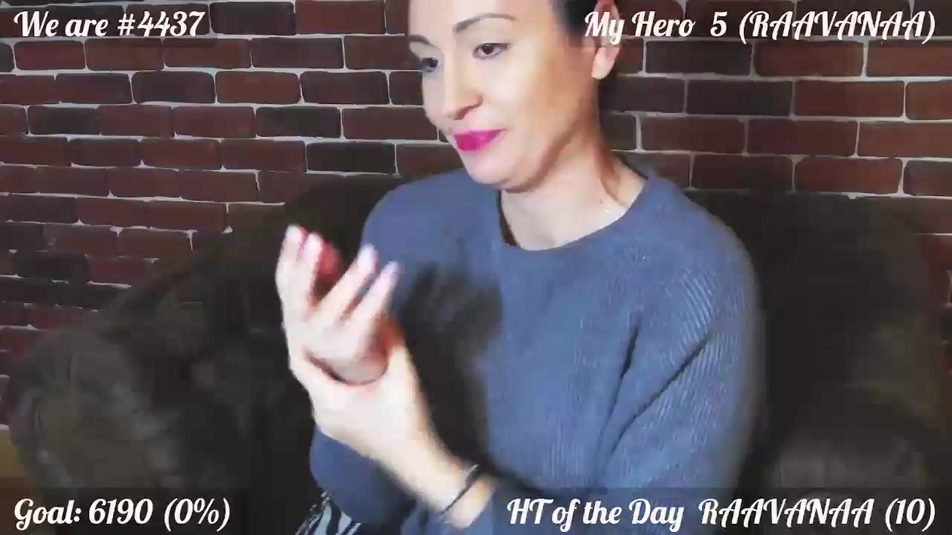 Gallery image thumbnail from QuinnieSmile's myfreecams stream on, 05/14/2025, 11:35 image 18 of 20
