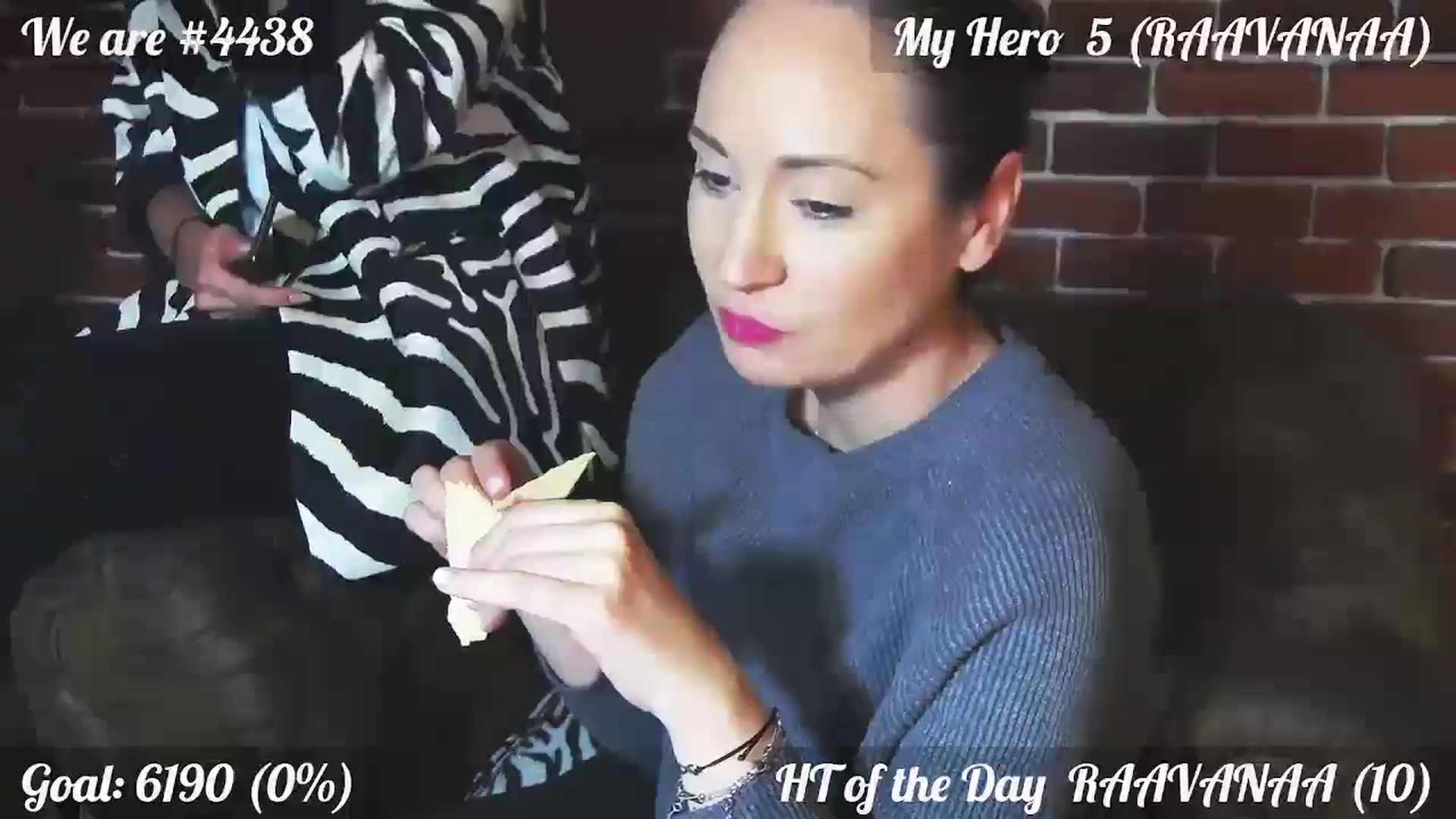 Gallery image thumbnail from QuinnieSmile's myfreecams stream on, 05/14/2025, 11:35 image 8 of 20