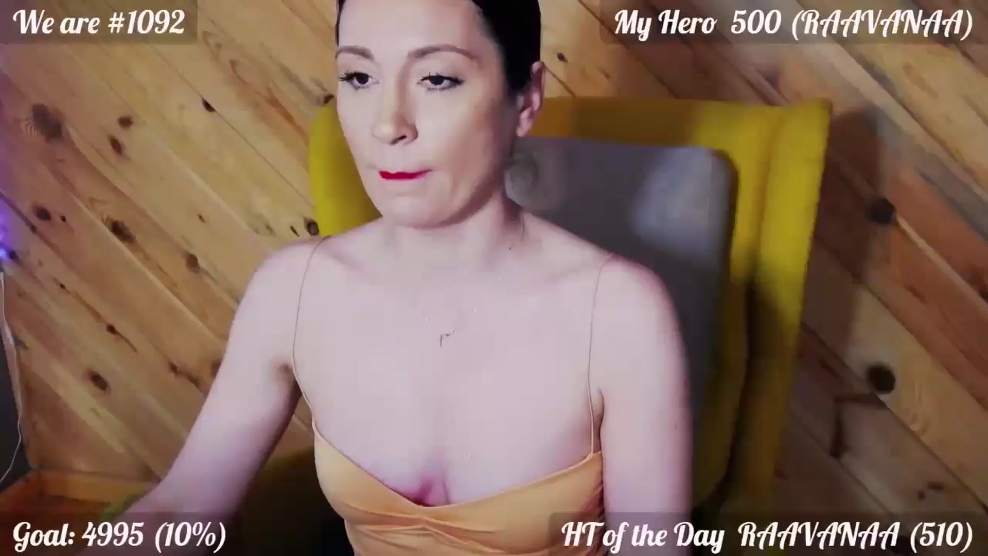 Gallery image thumbnail from QuinnieSmile's myfreecams stream on, 04/06/2026, 11:58 image 19 of 20