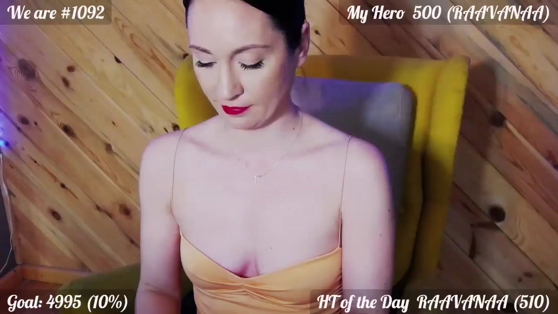 Gallery image thumbnail from QuinnieSmile's myfreecams stream on, 04/06/2026, 11:58 image 10 of 20