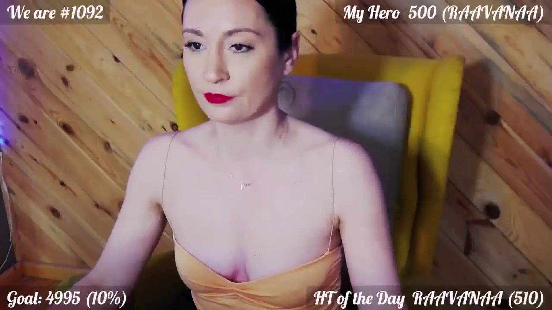 Gallery image thumbnail from QuinnieSmile's myfreecams stream on, 04/06/2026, 11:58 image 17 of 20