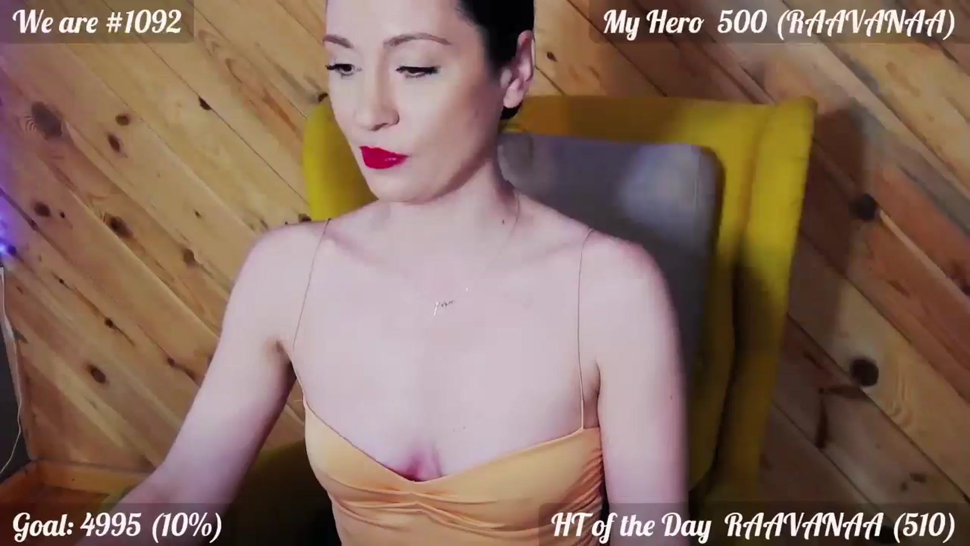 Gallery image thumbnail from QuinnieSmile's myfreecams stream on, 04/06/2026, 11:58 image 9 of 20