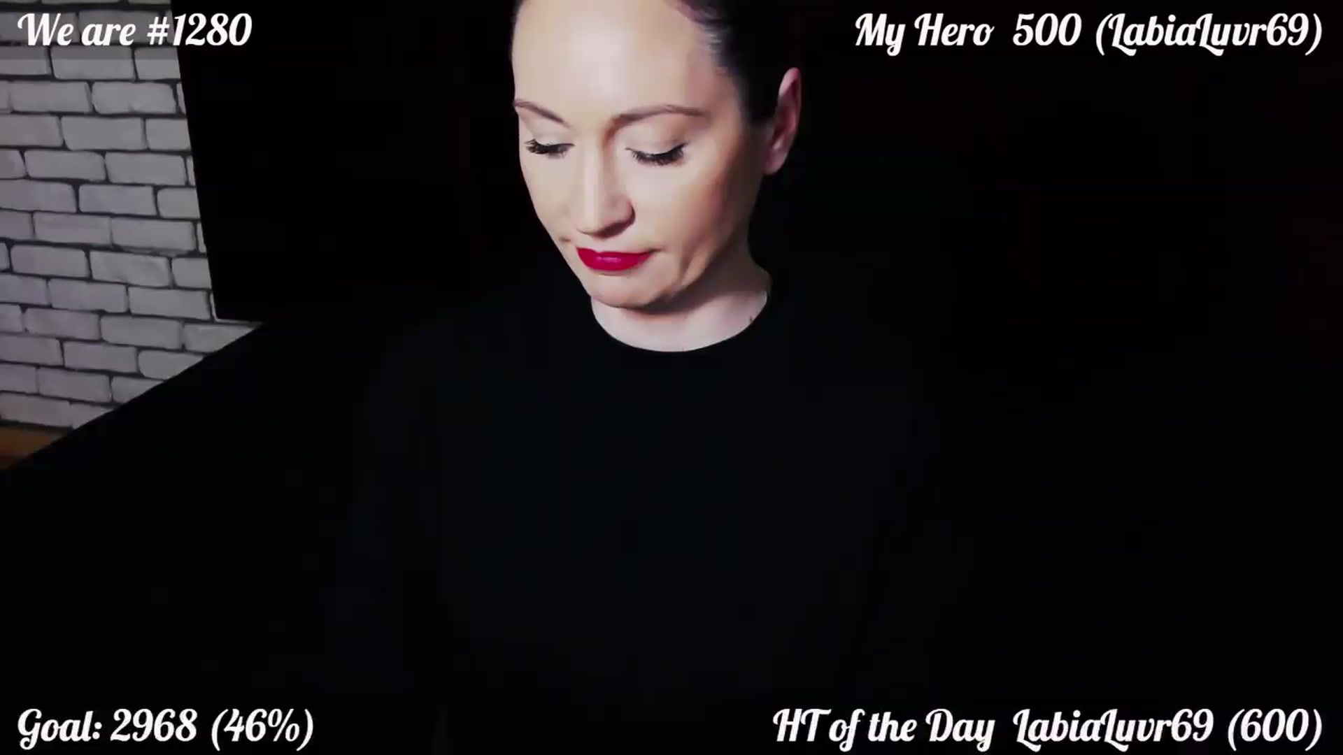 Gallery image thumbnail from QuinnieSmile's myfreecams stream on, 04/25/2026, 12:37 image 11 of 20