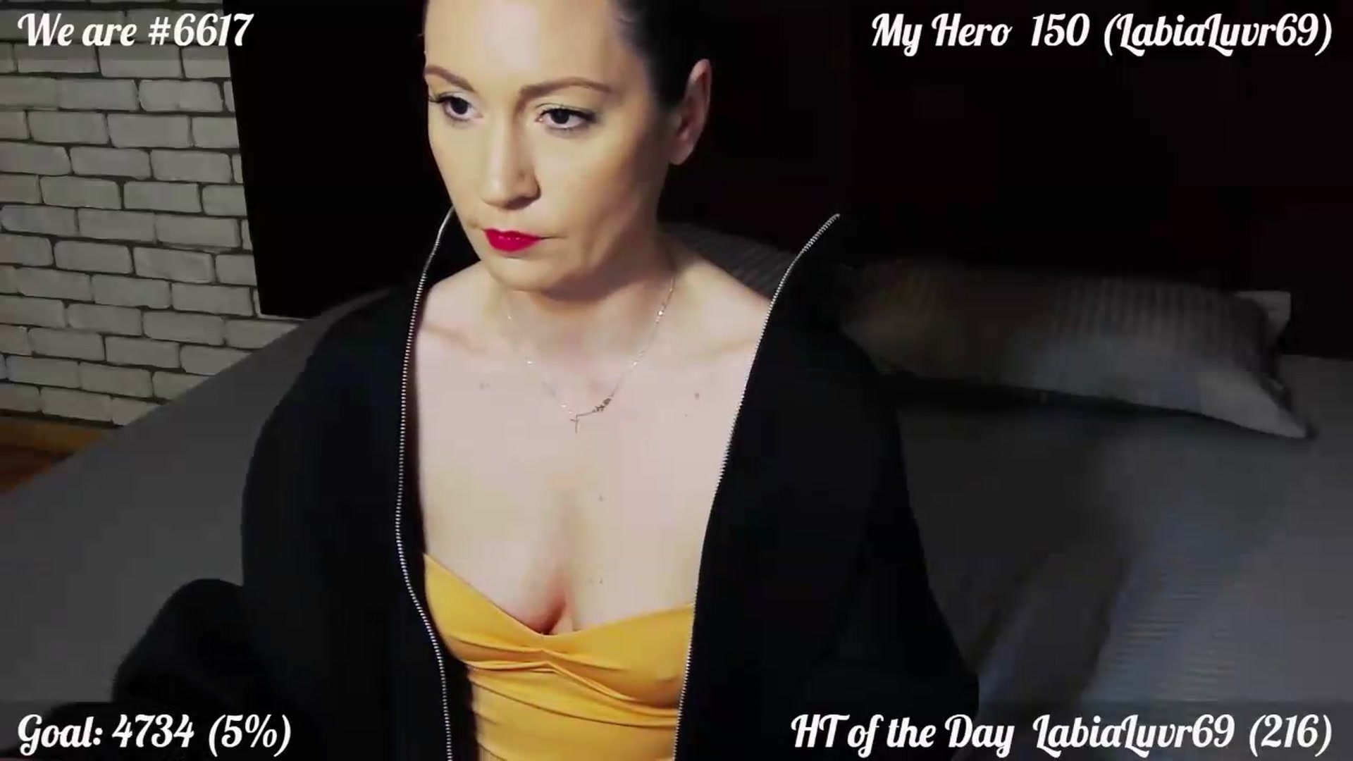 Gallery image thumbnail from QuinnieSmile's myfreecams stream on, 05/11/2026, 11:47 image 8 of 20