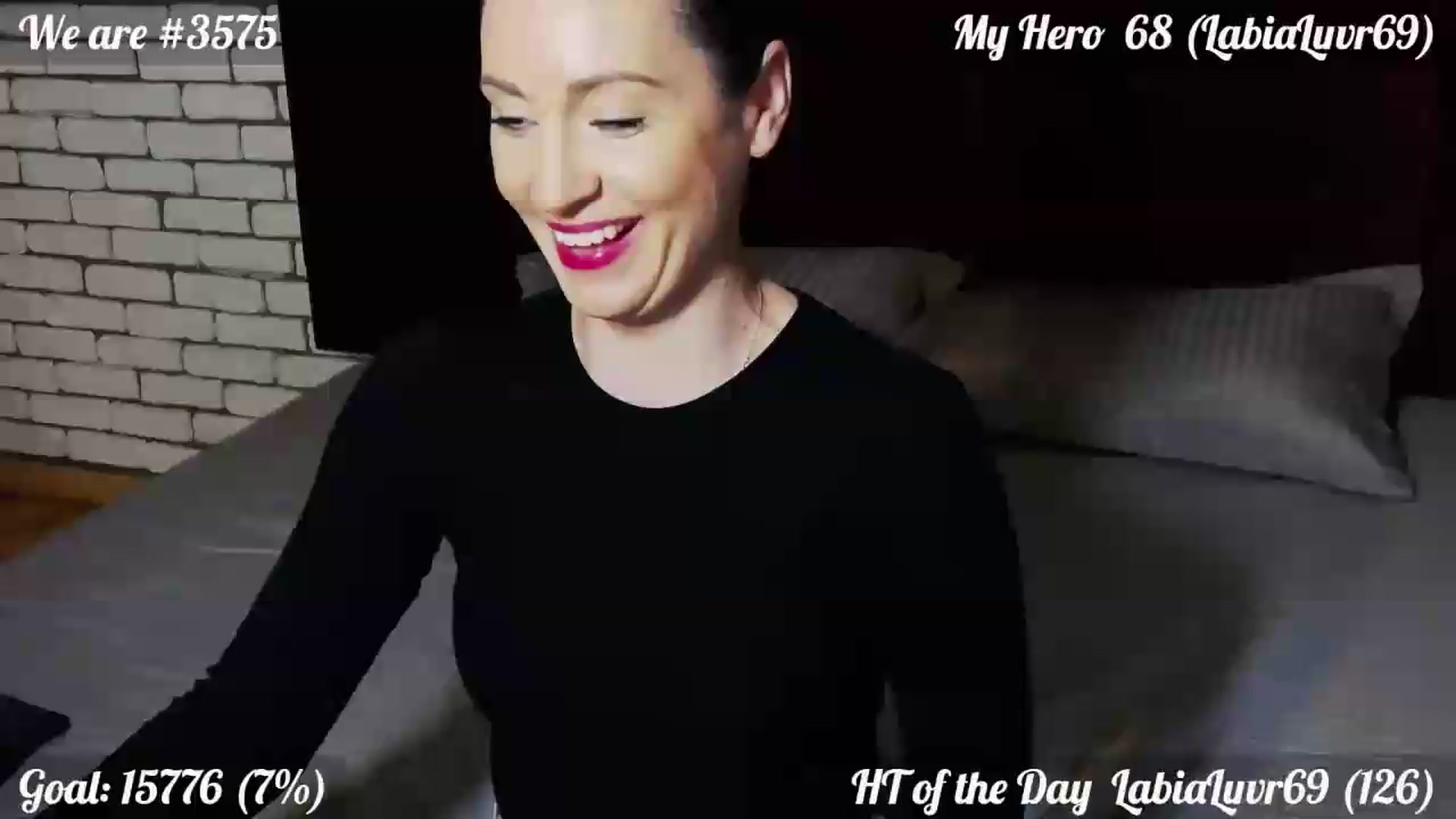 Gallery image thumbnail from QuinnieSmile's myfreecams stream on, 05/13/2026, 13:49 image 9 of 20