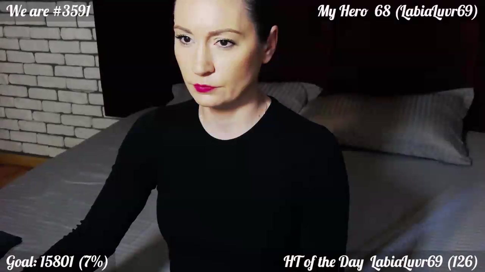 Gallery image thumbnail from QuinnieSmile's myfreecams stream on, 05/13/2026, 13:49 image 3 of 20