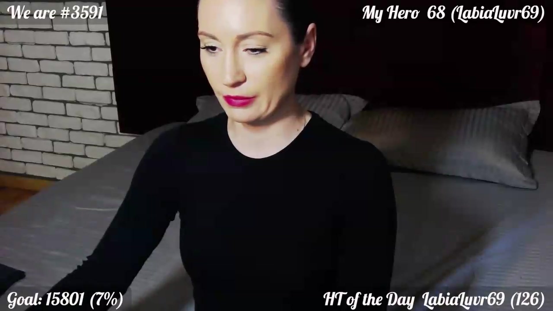 Gallery image thumbnail from QuinnieSmile's myfreecams stream on, 05/13/2026, 13:49 image 4 of 20