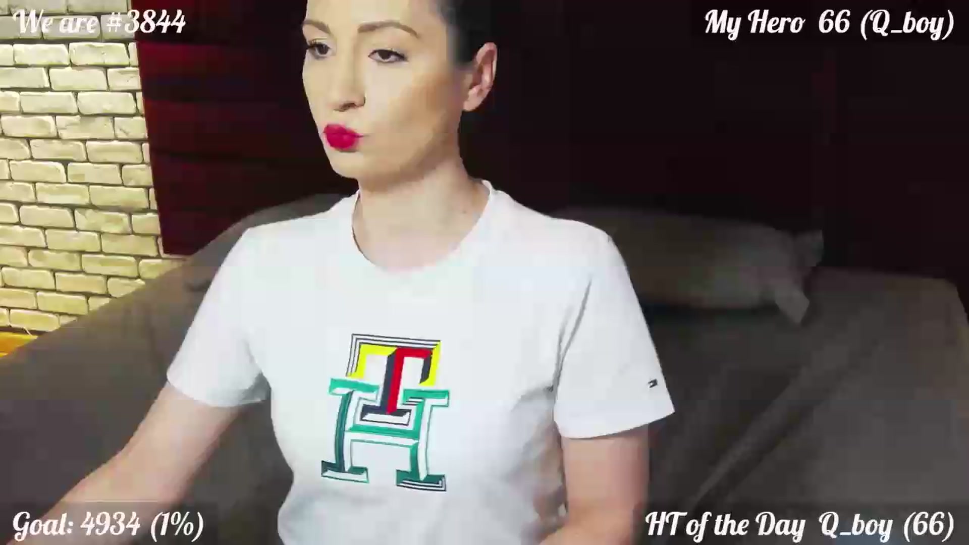 Gallery image thumbnail from QuinnieSmile's myfreecams stream on, 05/27/2026, 11:19 image 1 of 20