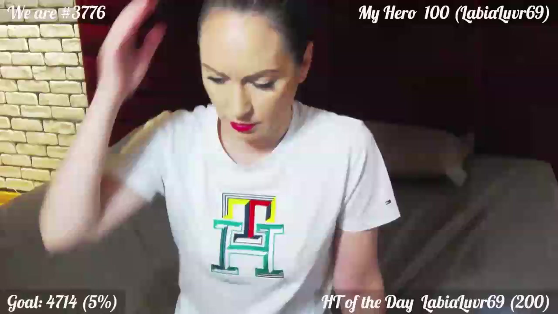 Gallery image thumbnail from QuinnieSmile's myfreecams stream on, 05/27/2026, 11:19 image 14 of 20