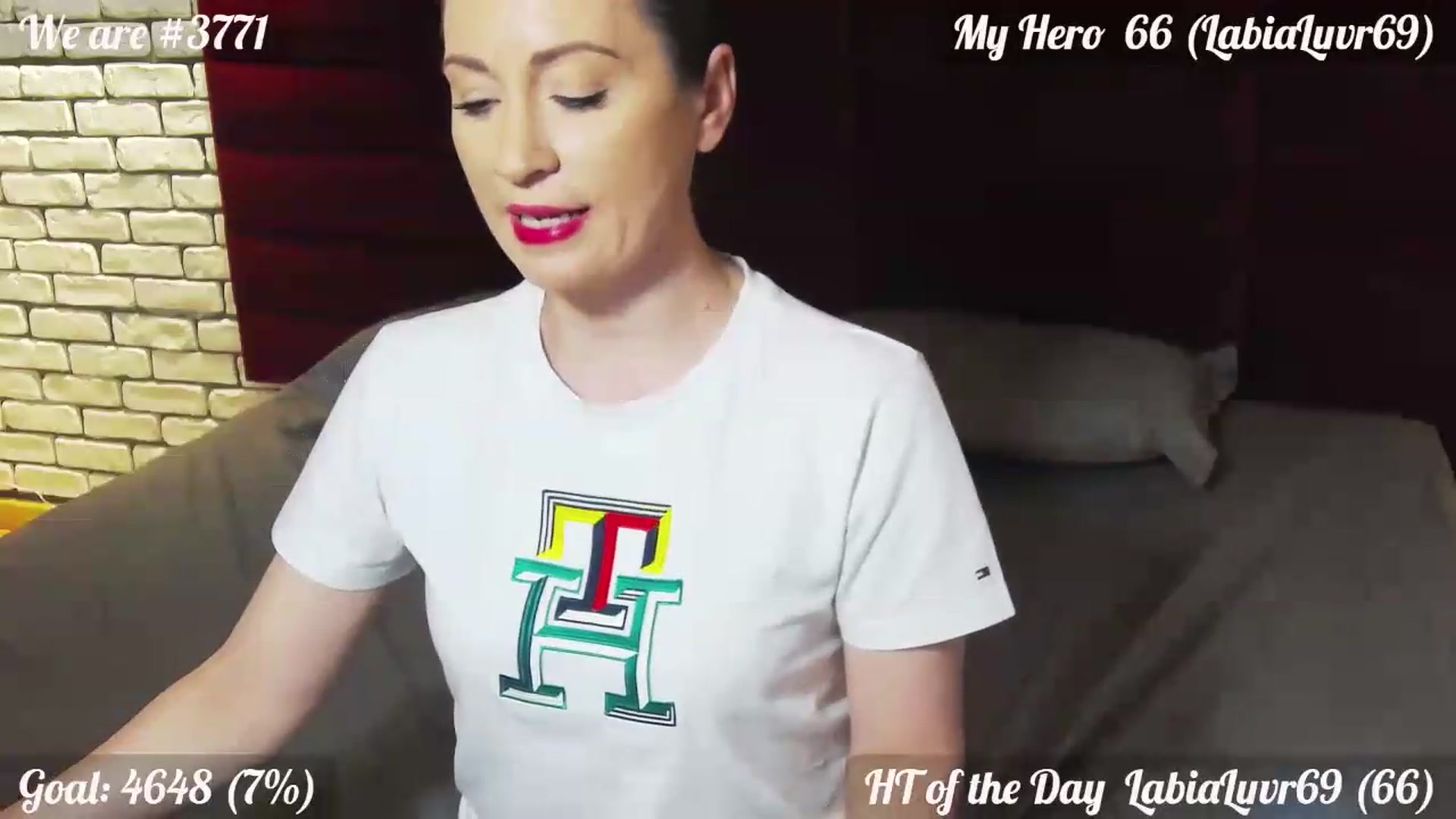 Gallery image thumbnail from QuinnieSmile's myfreecams stream on, 05/27/2026, 12:30 image 15 of 20