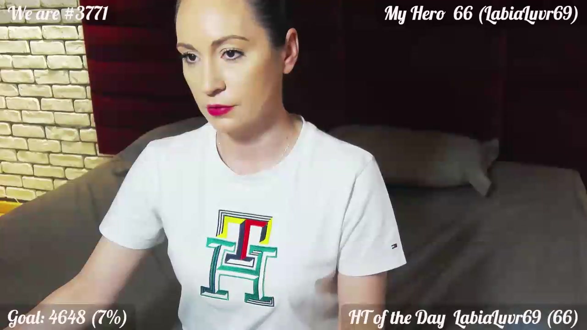 Gallery image thumbnail from QuinnieSmile's myfreecams stream on, 05/27/2026, 12:30 image 14 of 20