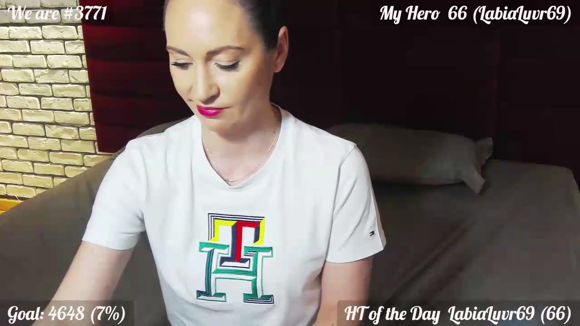 Gallery image thumbnail from QuinnieSmile's myfreecams stream on, 05/27/2026, 13:13 image 12 of 20