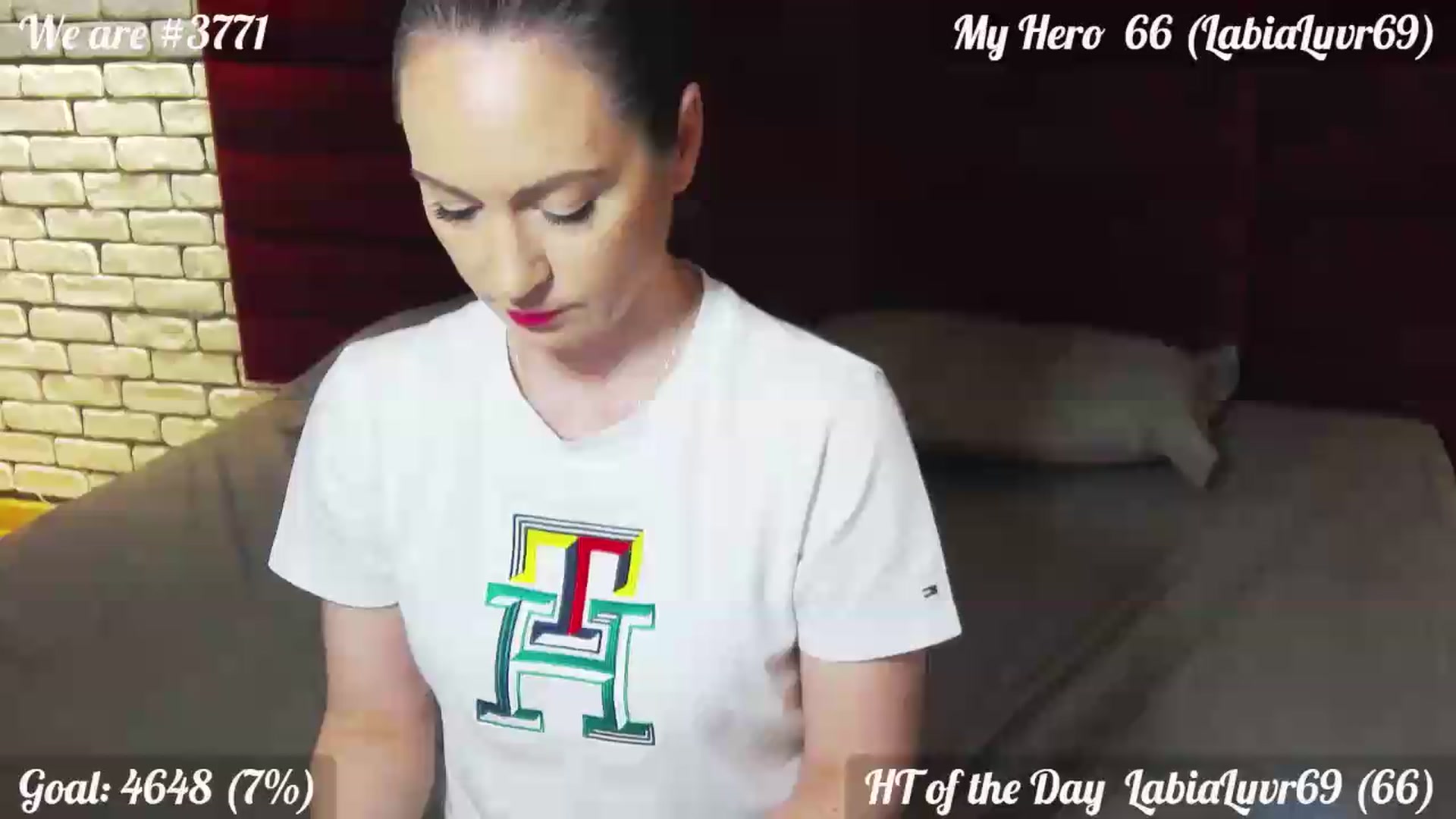 Gallery image thumbnail from QuinnieSmile's myfreecams stream on, 05/27/2026, 13:13 image 8 of 20