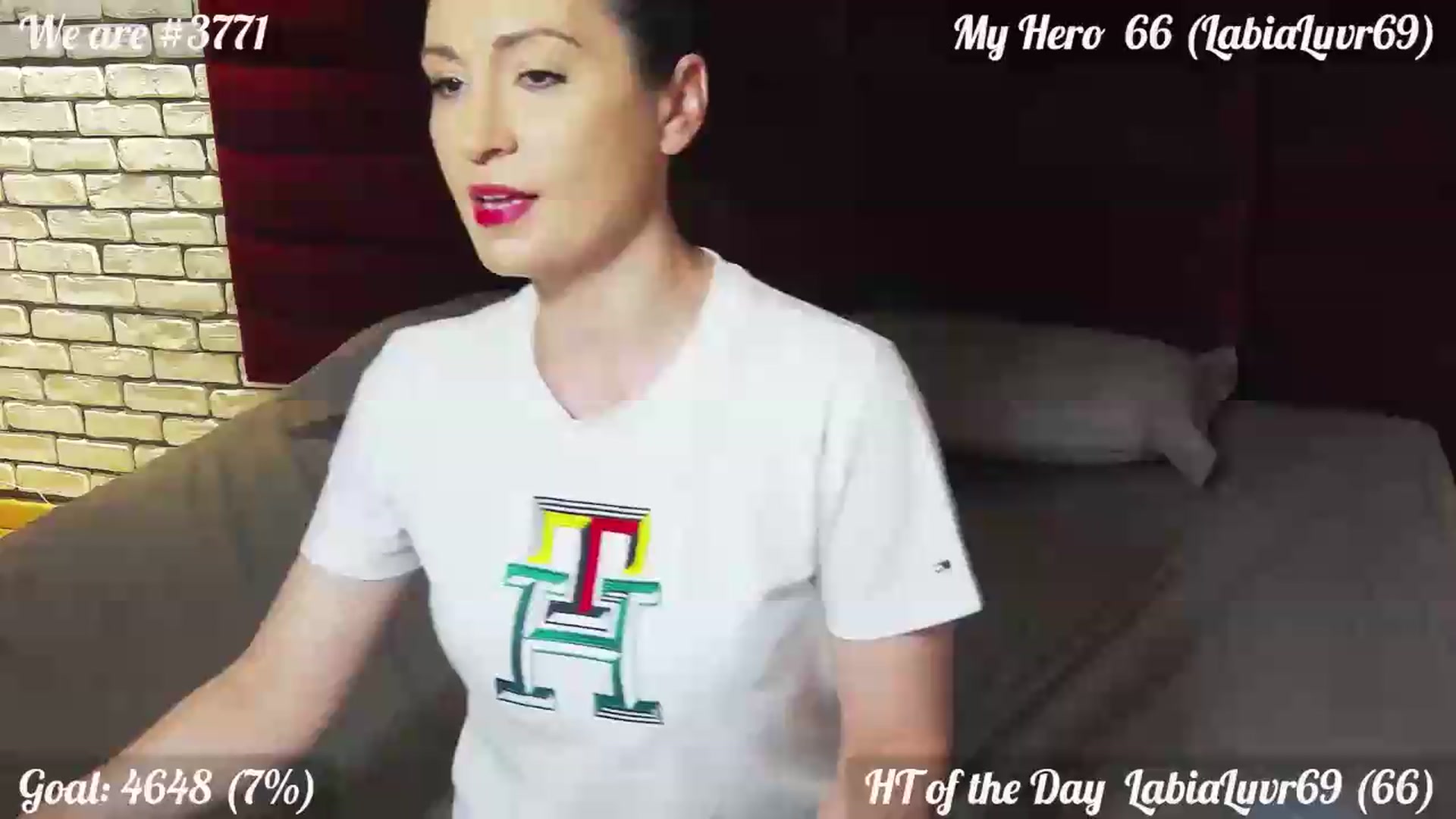 Gallery image thumbnail from QuinnieSmile's myfreecams stream on, 05/27/2026, 13:13 image 10 of 20
