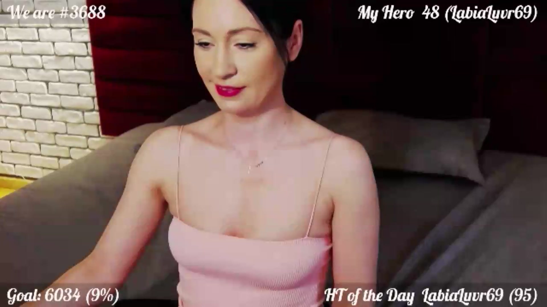 Gallery image thumbnail from QuinnieSmile's myfreecams stream on, 05/28/2026, 12:05 image 7 of 20