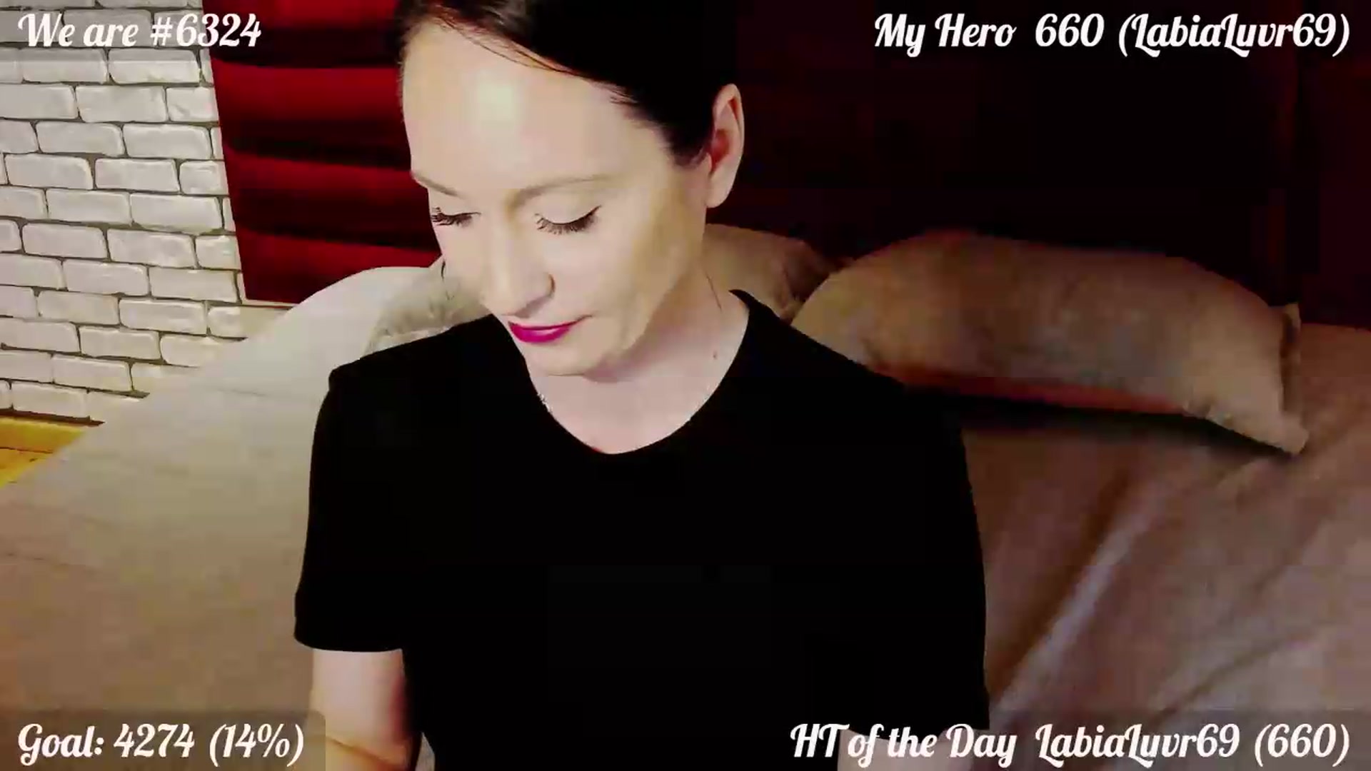 Gallery image thumbnail from QuinnieSmile's myfreecams stream on, 06/11/2026, 11:33 image 15 of 20