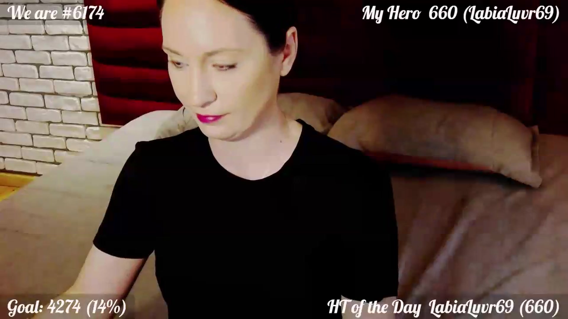 Gallery image thumbnail from QuinnieSmile's myfreecams stream on, 06/11/2026, 11:33 image 16 of 20