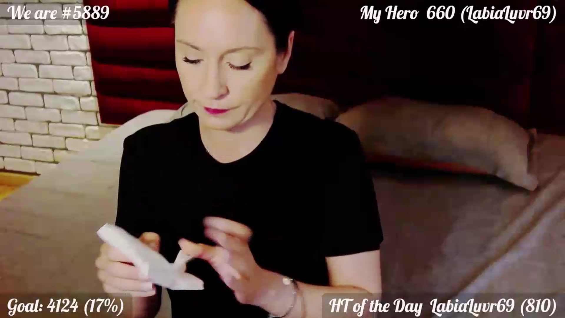 Gallery image thumbnail from QuinnieSmile's myfreecams stream on, 06/11/2026, 12:02 image 7 of 20