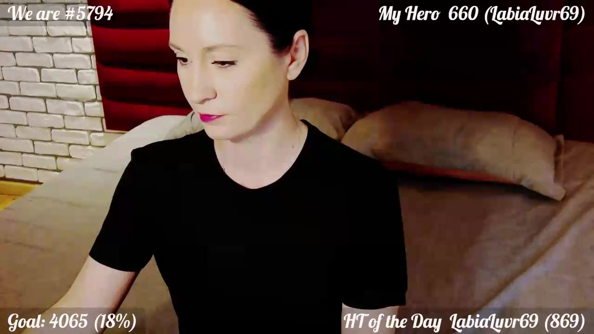 Gallery image thumbnail from QuinnieSmile's myfreecams stream on, 06/11/2026, 12:02 image 20 of 20