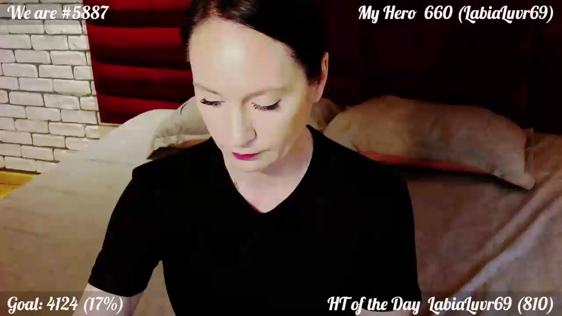 Gallery image thumbnail from QuinnieSmile's myfreecams stream on, 06/11/2026, 12:02 image 1 of 20