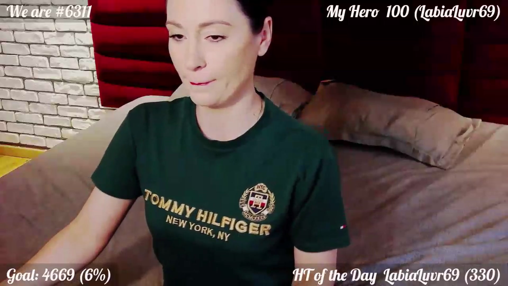 Gallery image thumbnail from QuinnieSmile's myfreecams stream on, 06/15/2026, 10:55 image 19 of 20