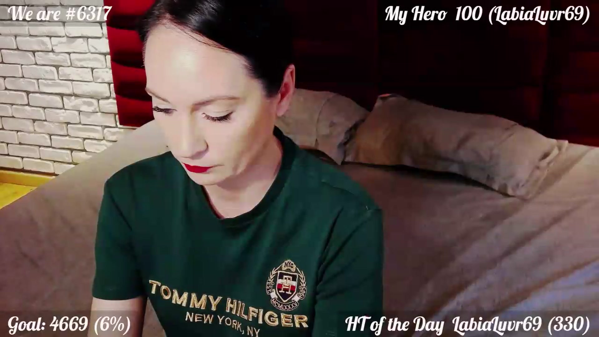 Gallery image thumbnail from QuinnieSmile's myfreecams stream on, 06/15/2026, 11:34 image 5 of 20