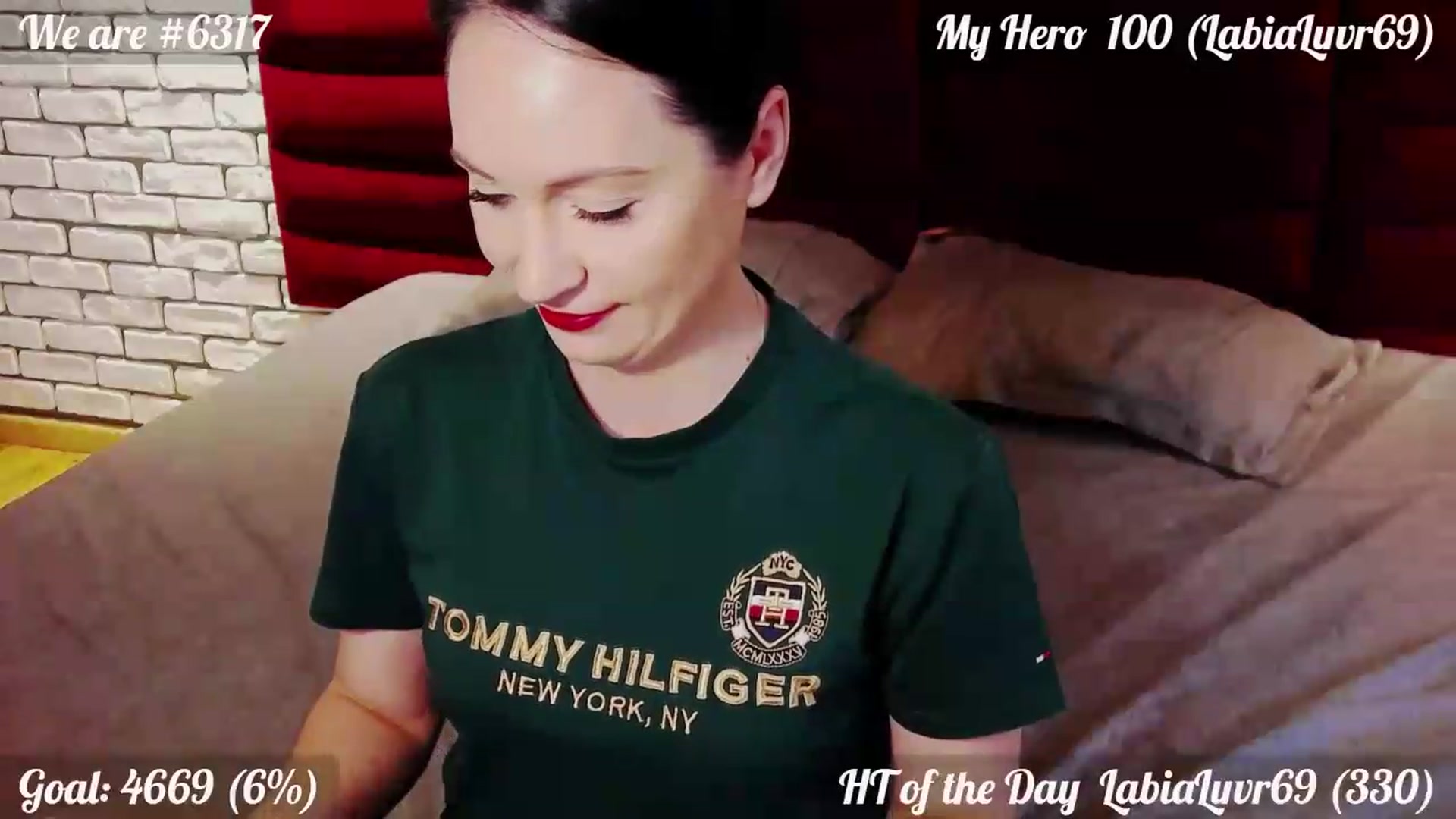 Gallery image thumbnail from QuinnieSmile's myfreecams stream on, 06/15/2026, 11:34 image 7 of 20