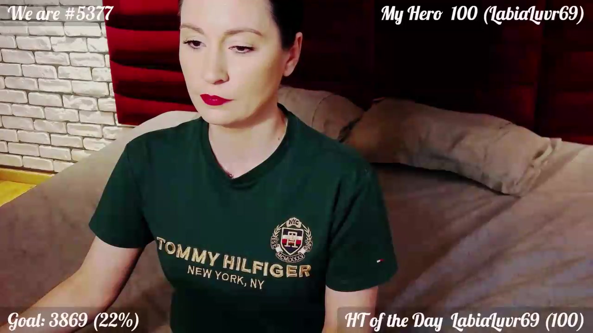 Gallery image thumbnail from QuinnieSmile's myfreecams stream on, 06/15/2026, 13:16 image 18 of 20