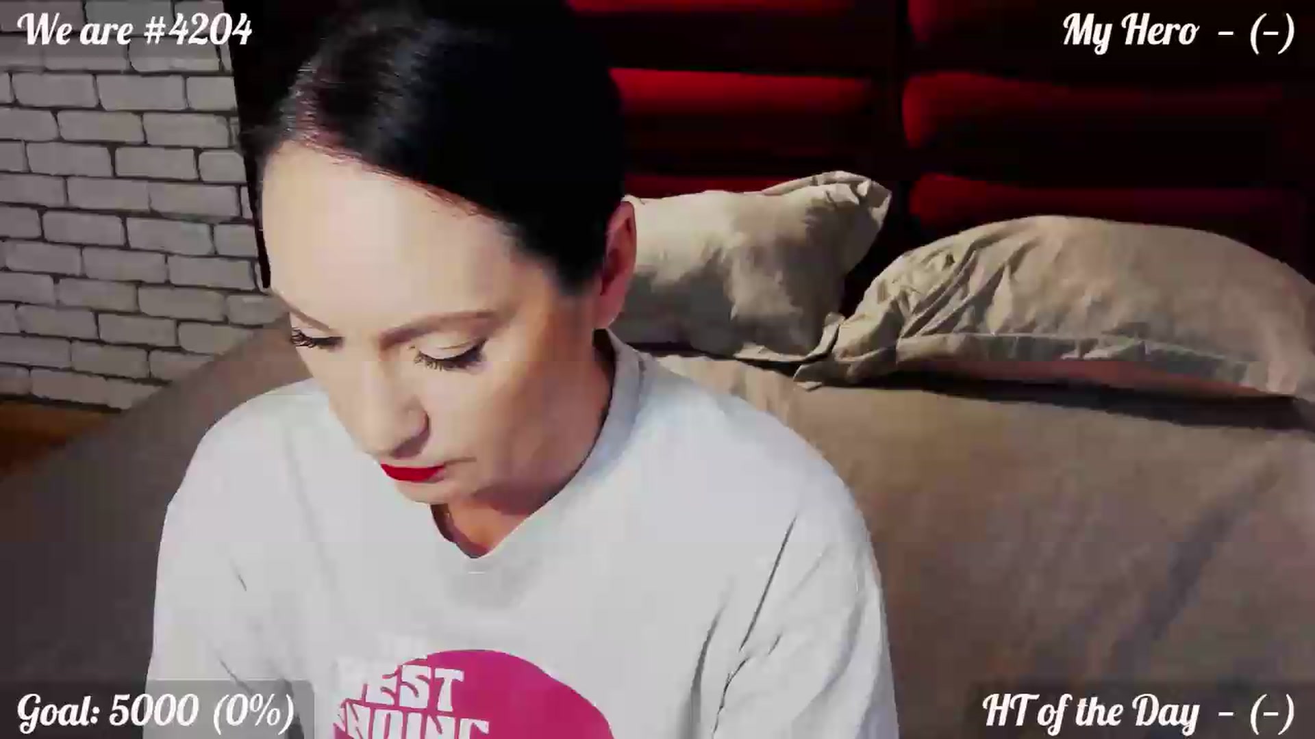 Gallery image thumbnail from QuinnieSmile's myfreecams stream on, 06/19/2026, 10:49 image 1 of 20