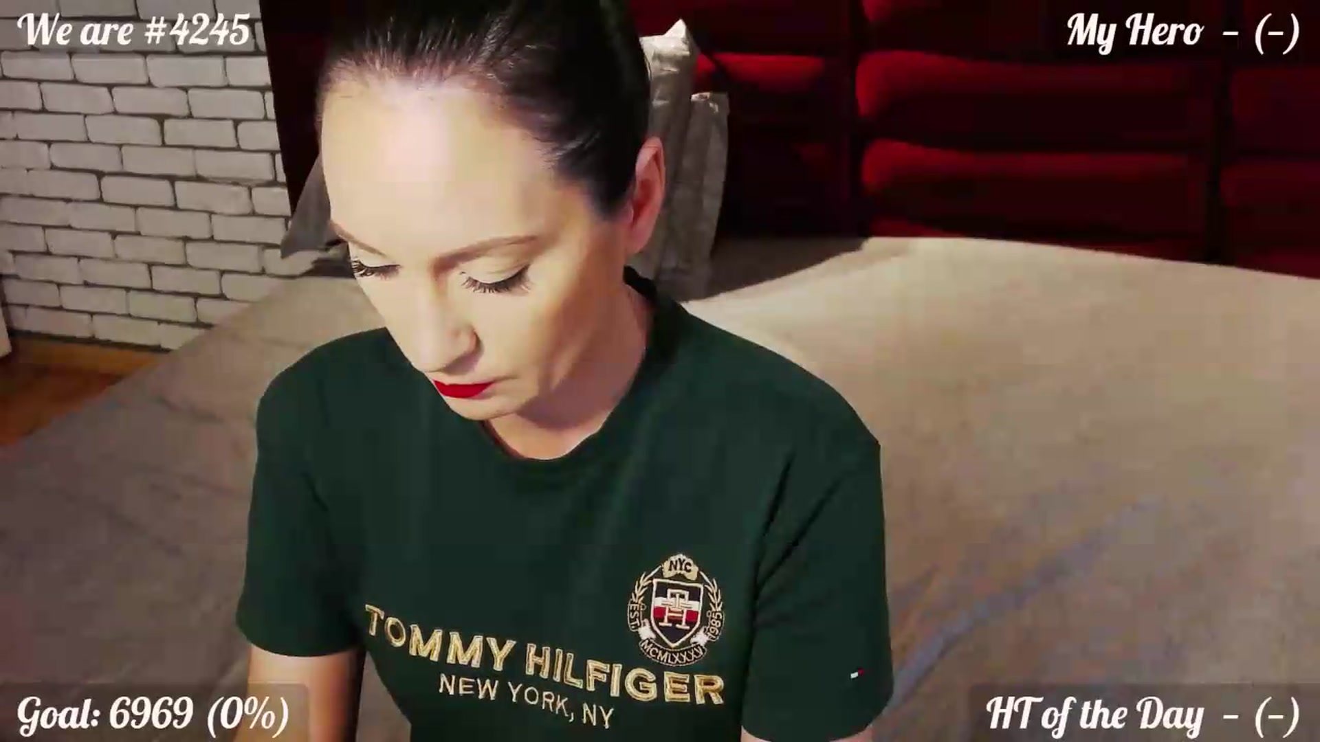 Gallery image thumbnail from QuinnieSmile's myfreecams stream on, 06/20/2026, 10:26 image 3 of 20