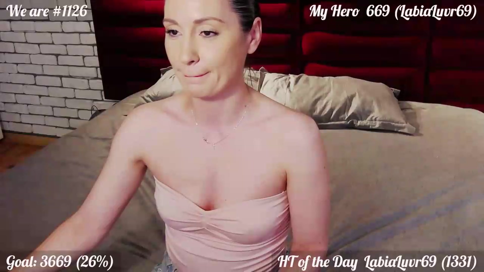 Gallery image thumbnail from QuinnieSmile's myfreecams stream on, 06/24/2026, 13:43 image 3 of 20