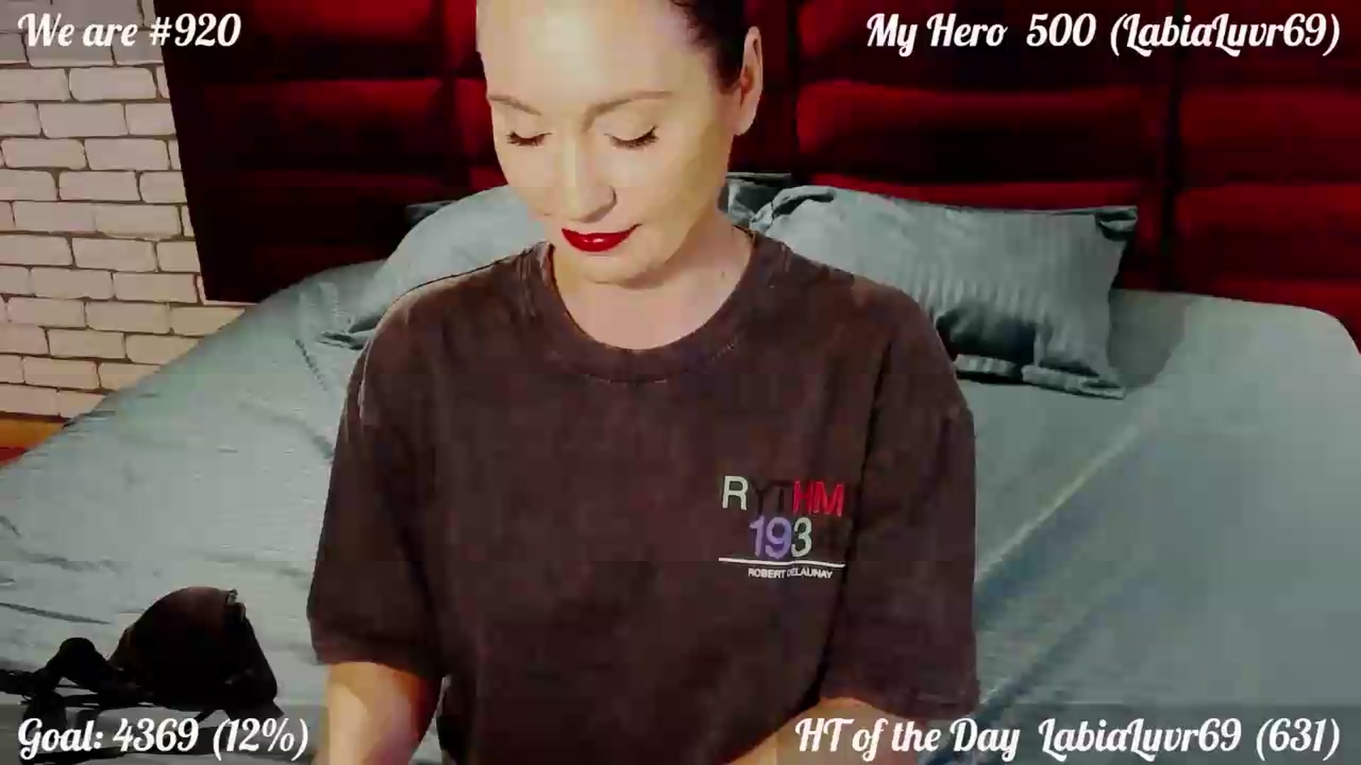 Gallery image thumbnail from QuinnieSmile's myfreecams stream on, 06/26/2026, 11:04 image 6 of 20