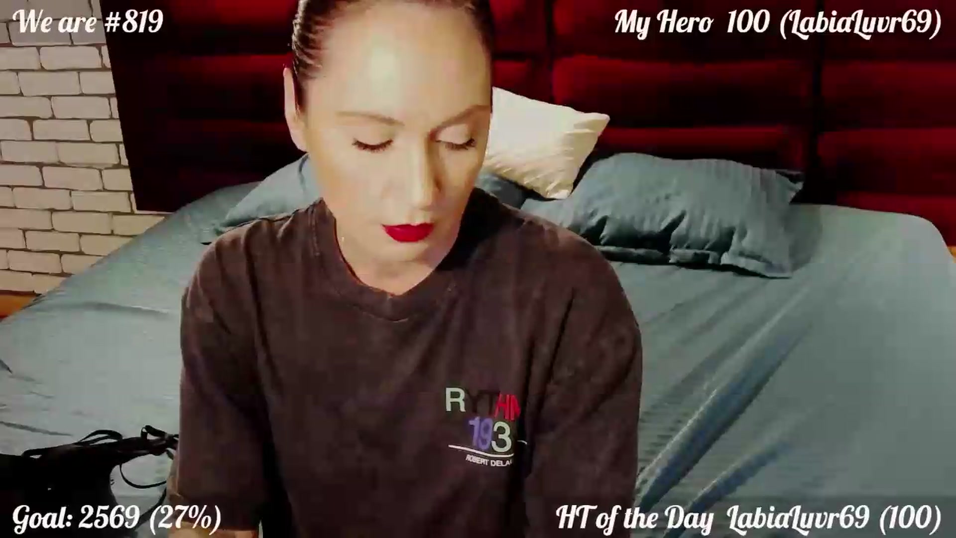 Gallery image thumbnail from QuinnieSmile's myfreecams stream on, 06/26/2026, 13:58 image 13 of 20