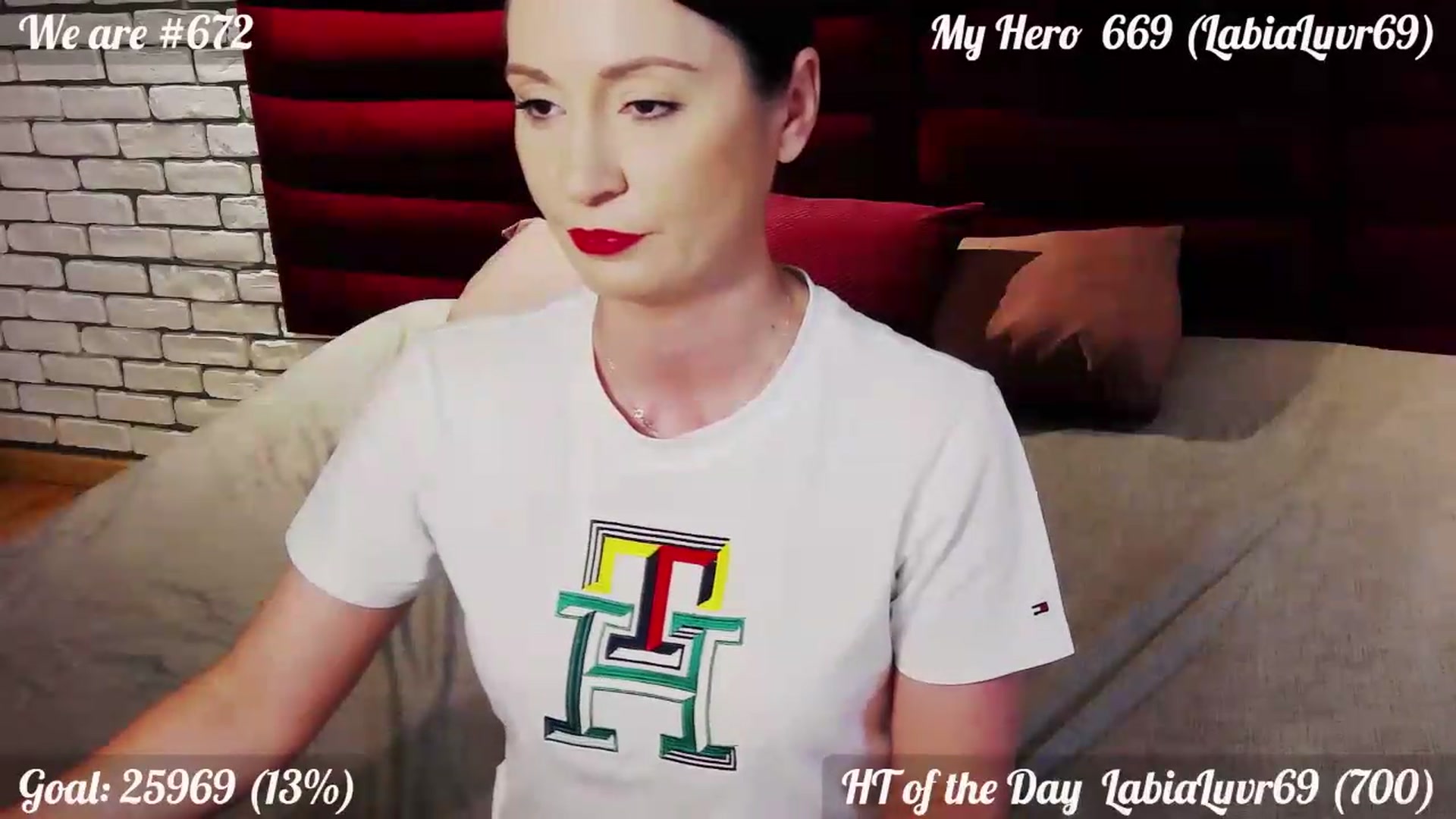 Gallery image thumbnail from QuinnieSmile's myfreecams stream on, 06/29/2026, 10:32 image 9 of 20