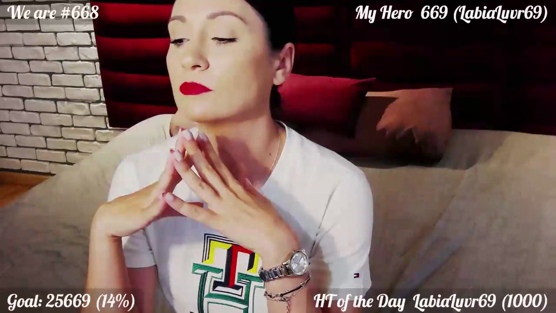 Gallery image thumbnail from QuinnieSmile's myfreecams stream on, 06/29/2026, 10:32 image 18 of 20