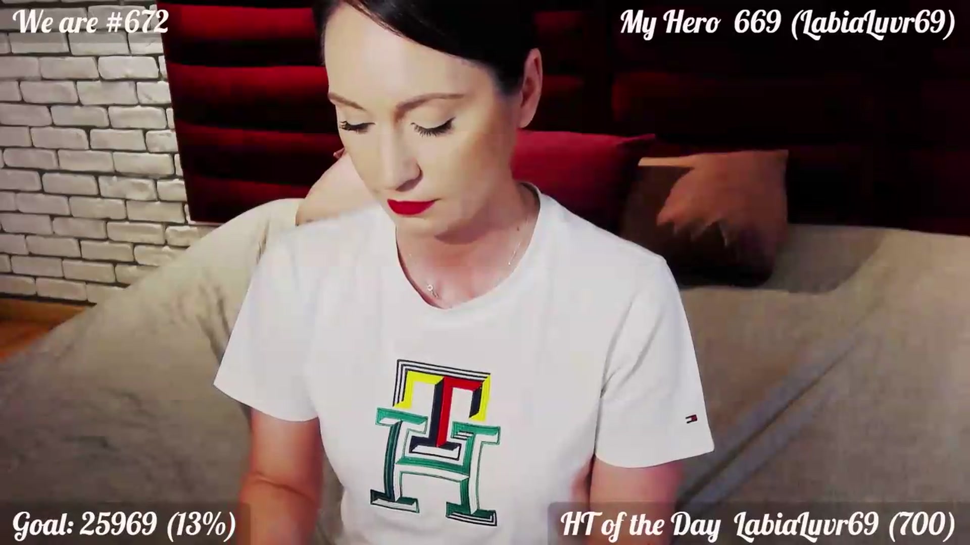 Gallery image thumbnail from QuinnieSmile's myfreecams stream on, 06/29/2026, 10:32 image 10 of 20