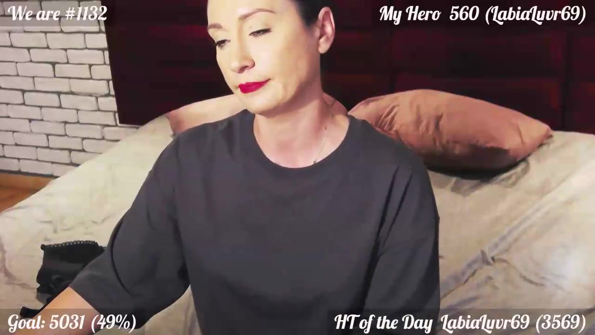Gallery image thumbnail from QuinnieSmile's myfreecams stream on, 07/11/2026, 12:05 image 19 of 20