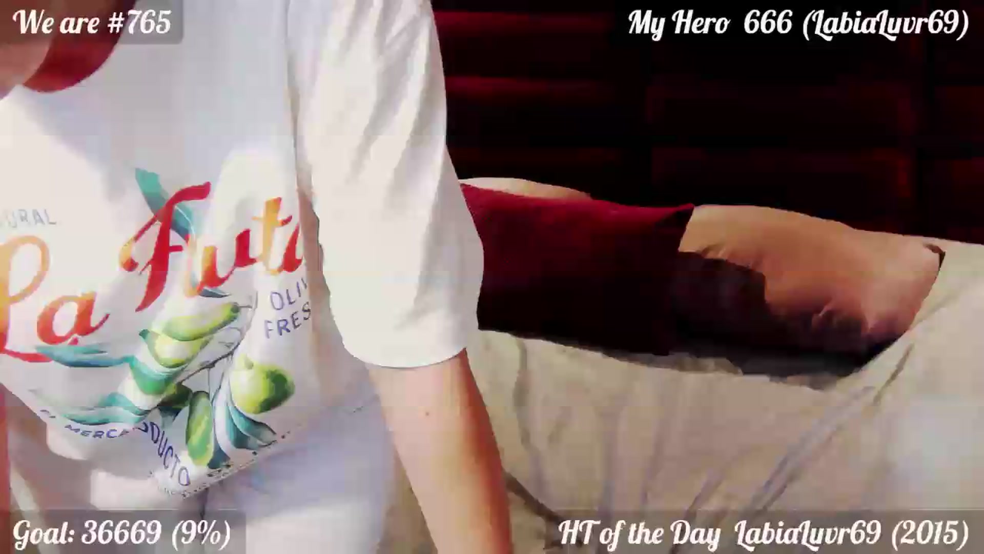 Gallery image thumbnail from QuinnieSmile's myfreecams stream on, 07/14/2026, 13:33 image 13 of 20