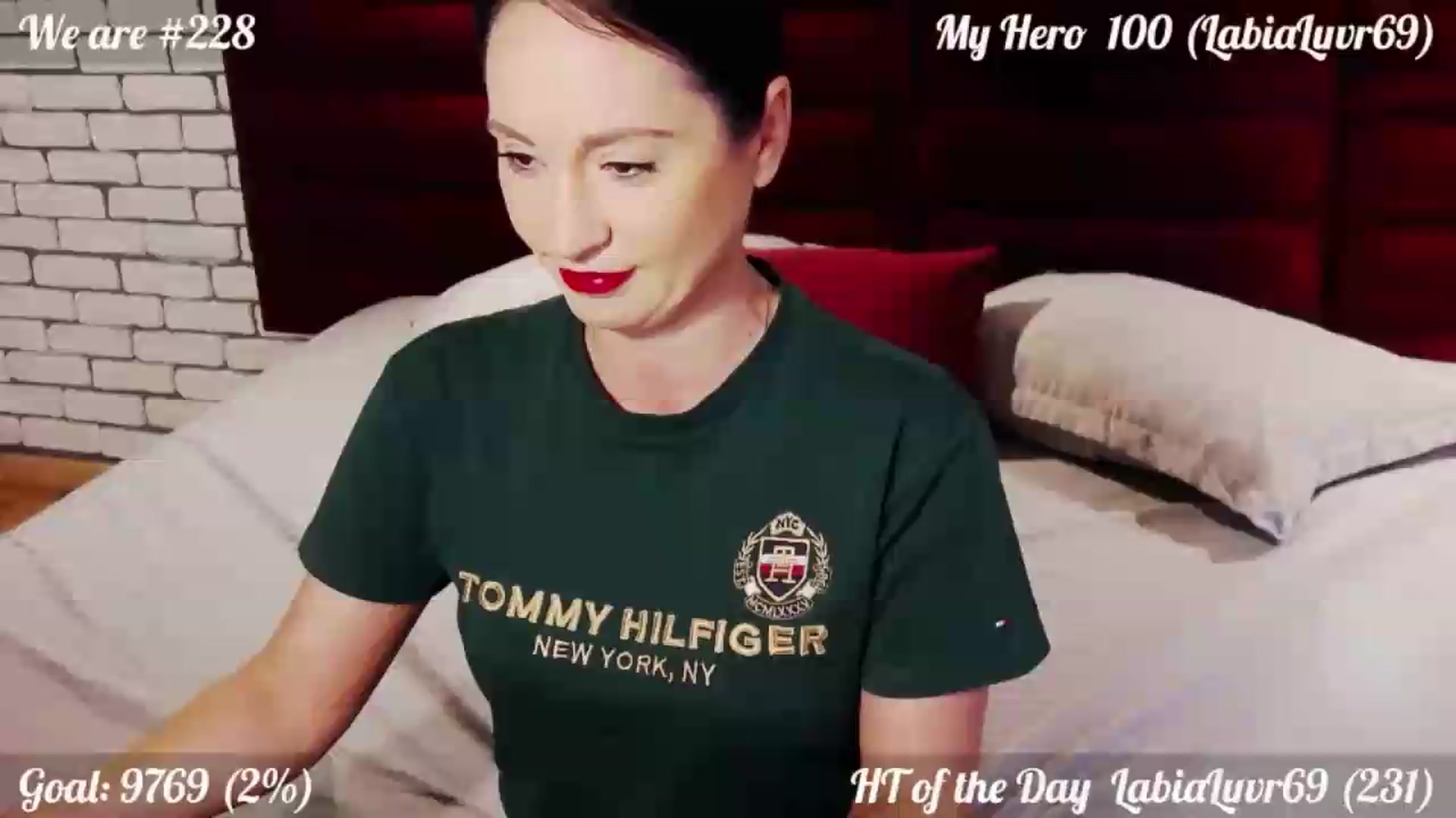 Gallery image thumbnail from QuinnieSmile's myfreecams stream on, 07/17/2026, 11:30 image 1 of 20