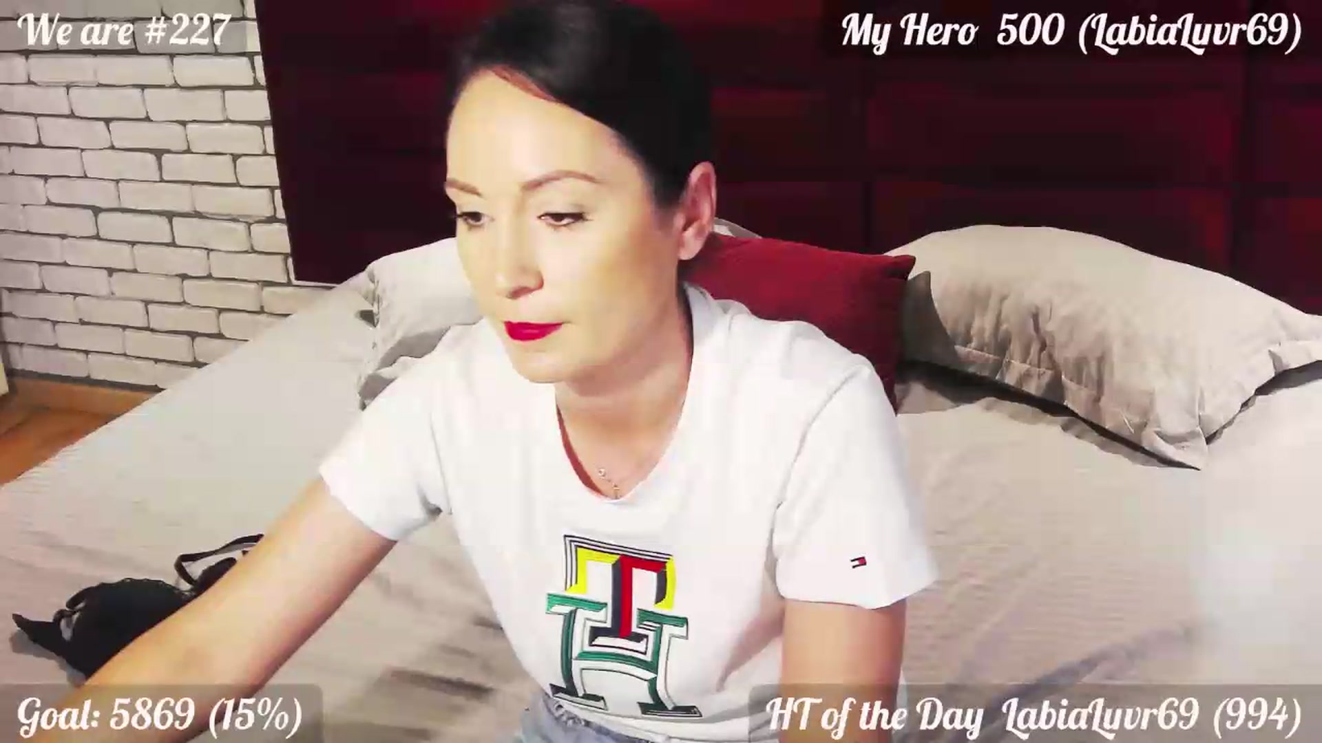 Gallery image thumbnail from QuinnieSmile's myfreecams stream on, 07/20/2026, 13:54 image 17 of 20