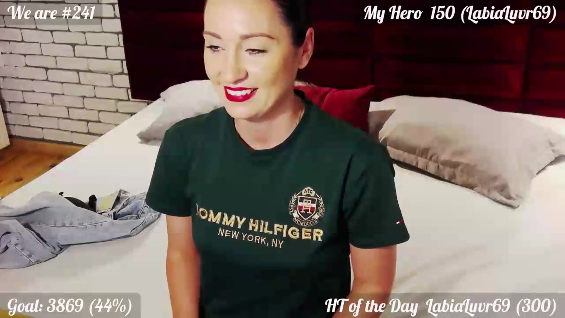 Gallery image thumbnail from QuinnieSmile's myfreecams stream on, 07/22/2026, 13:40 image 18 of 20